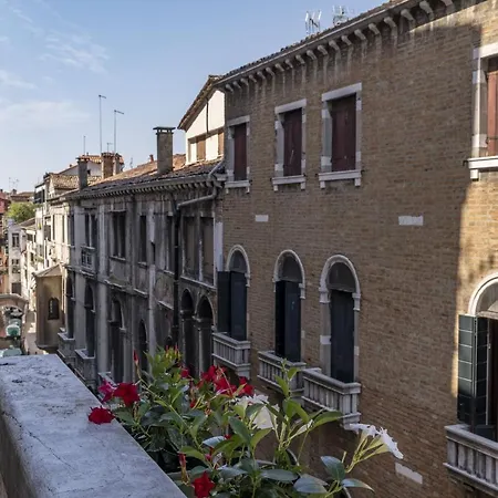 Ca' Magia - Rialto Exclusive Residence By Wonderful Italy Veneza Exterior foto